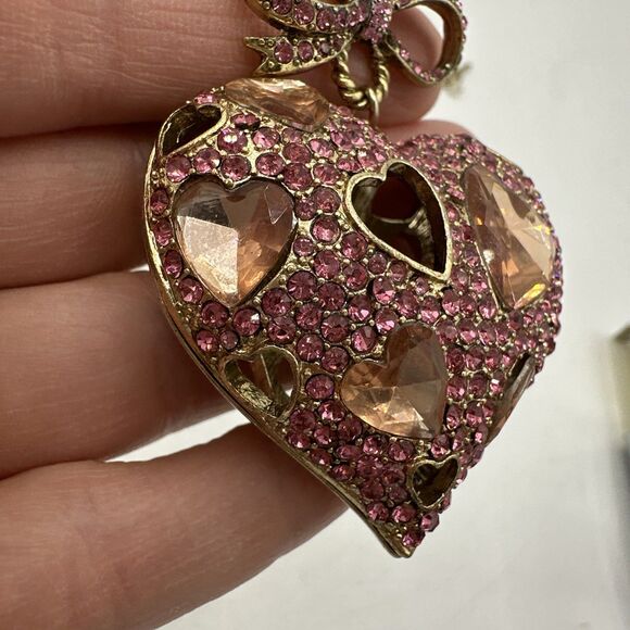 Betsey Johnson Heart Necklace Pink Rhinestones Pinkalicious Collection Gold Tone - Picture 4 of 16